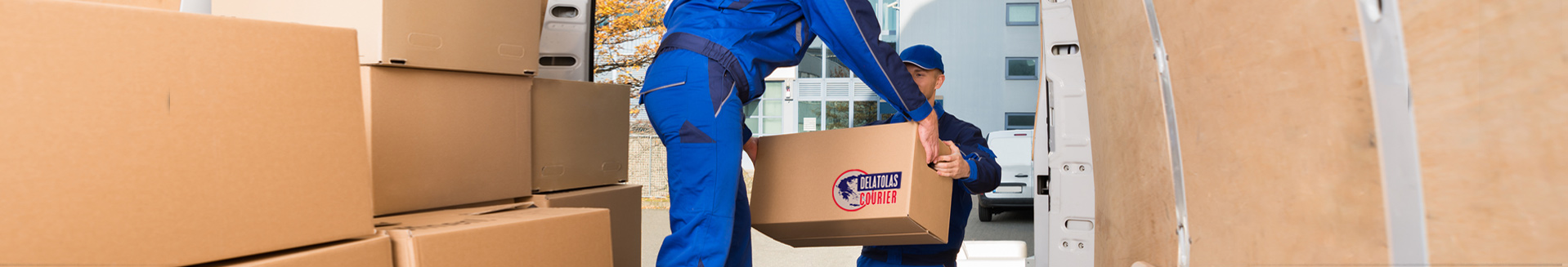 parcel delatolas courier